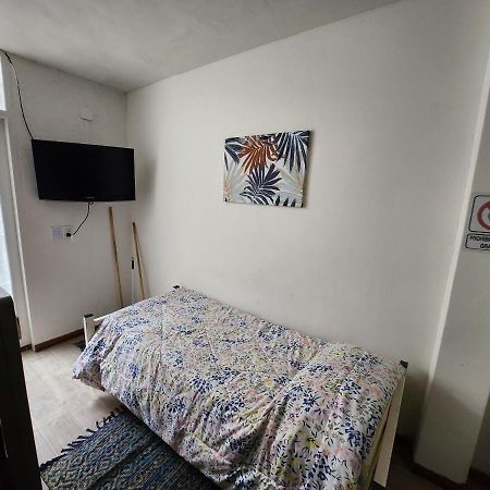 Departamento Ubicadisimo Calle Chile Con Estacionamiento Incluido Capital Mendoza3 Centro Apartment Luaran gambar