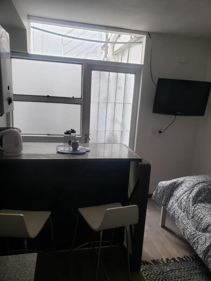 Departamento Ubicadisimo Calle Chile Con Estacionamiento Incluido Capital Mendoza3 Centro Apartment Luaran gambar