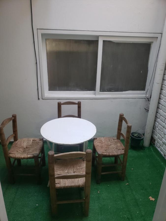Departamento Ubicadisimo Calle Chile Con Estacionamiento Incluido Capital Mendoza3 Centro Apartment Luaran gambar